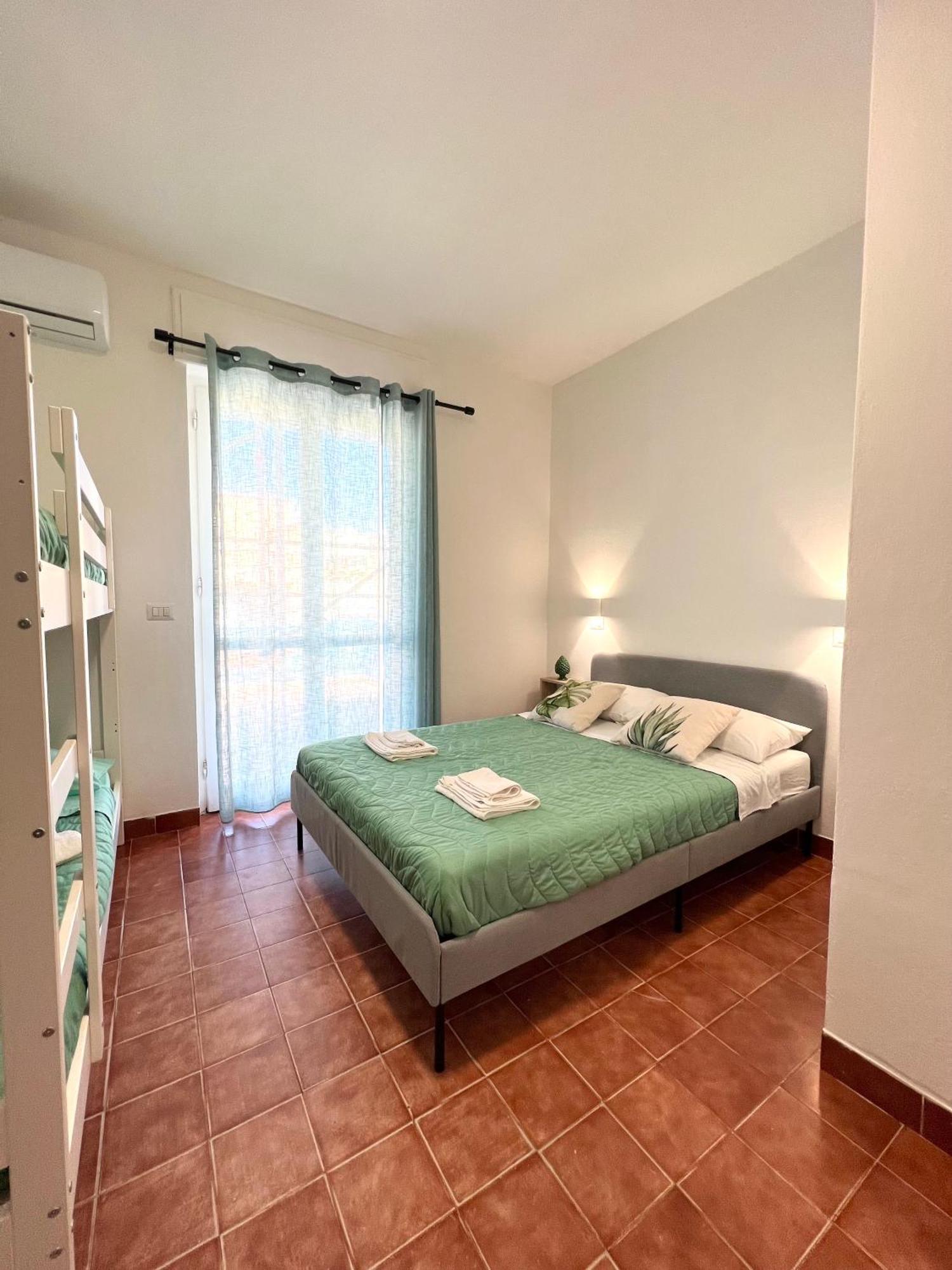 Blue Terrace Guest House Alguer Exterior foto